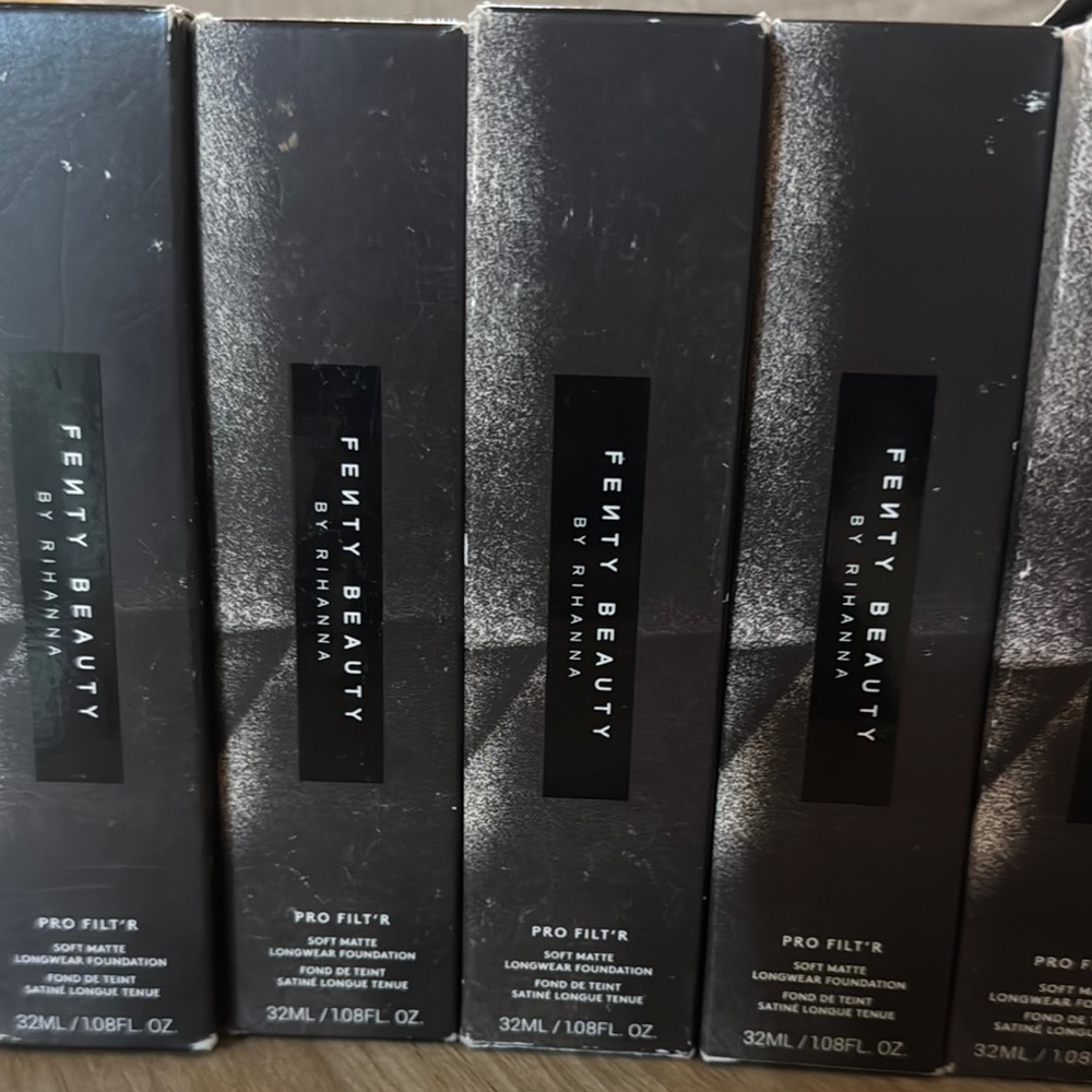 Fenty Beauty Pro Filt'r Soft Matte Foundation w/ brow mvp and blush bundle